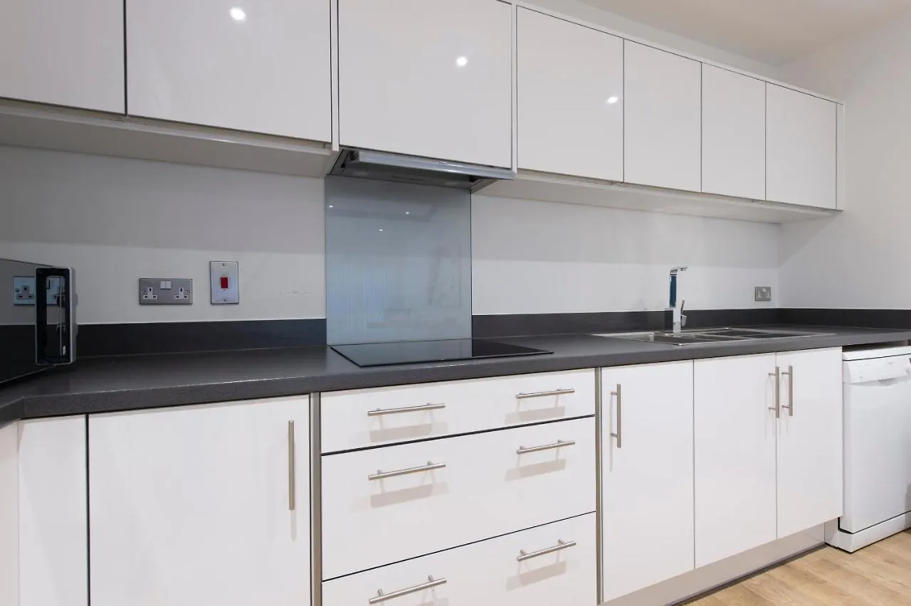 Stunning Luxury 2 Bedroom London Apartment