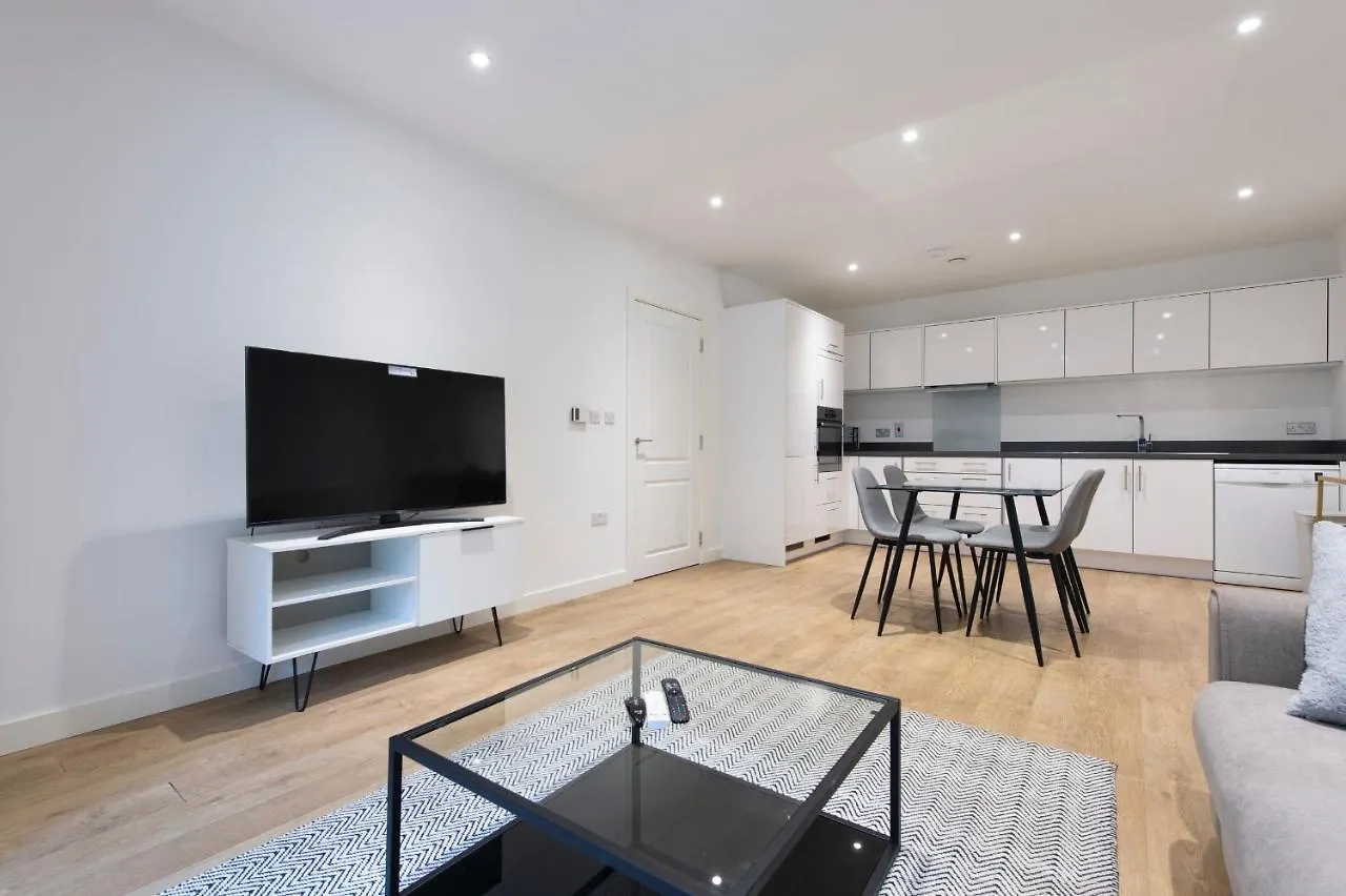 Stunning Luxury 2 Bedroom London Apartment 0*,  Egyesült Királyság