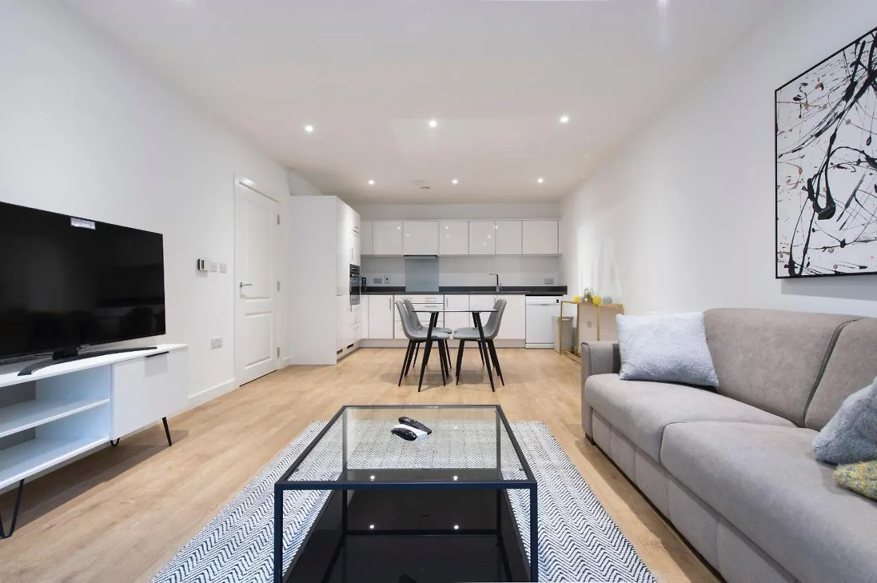 Stunning Luxury 2 Bedroom London Apartment United Kingdom